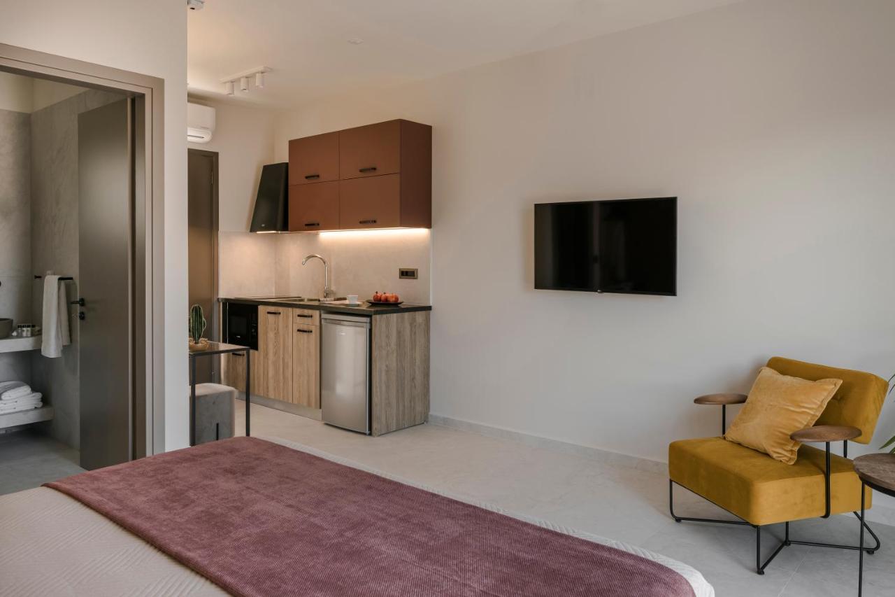 Anthemis Living Aparthotel Аргостолион Екстериор снимка