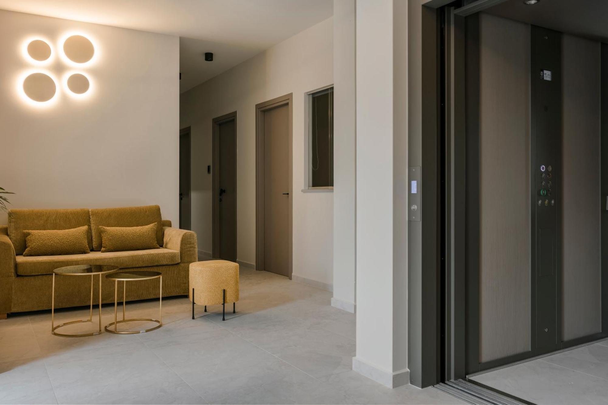 Anthemis Living Aparthotel Аргостолион Екстериор снимка