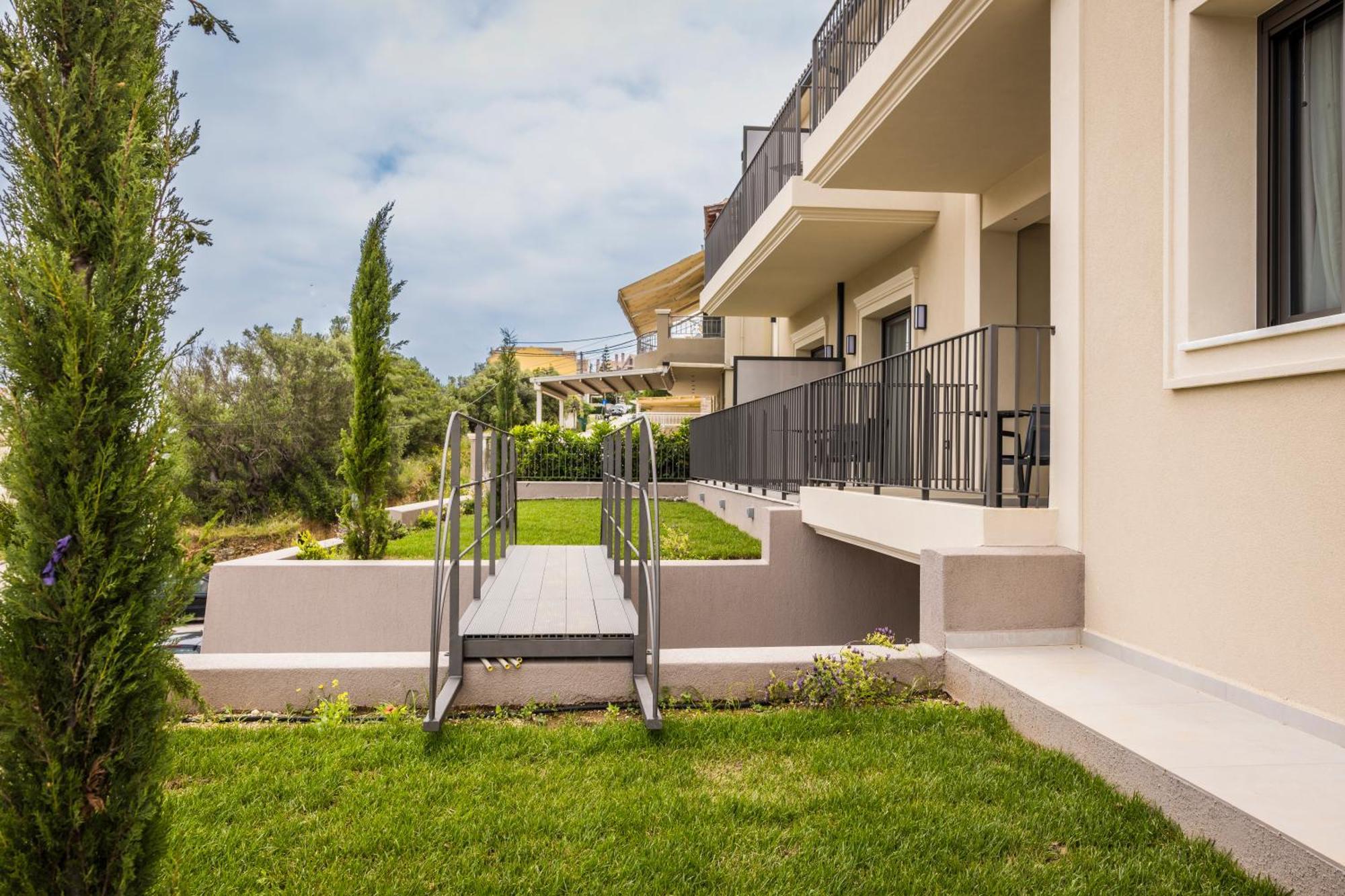 Anthemis Living Aparthotel Аргостолион Екстериор снимка