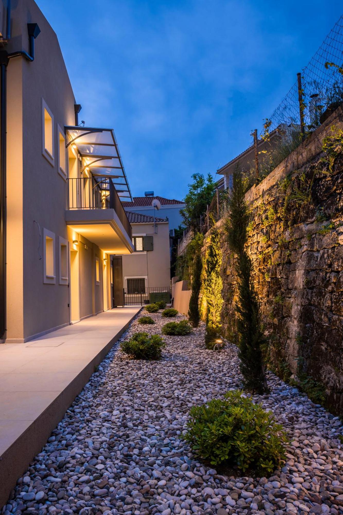 Anthemis Living Aparthotel Аргостолион Екстериор снимка